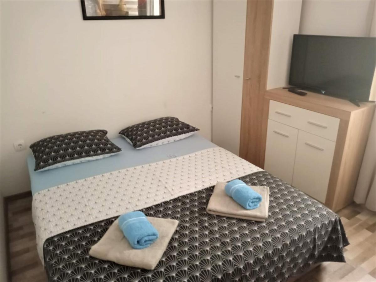Apartment Karlito Kaštela Exteriör bild